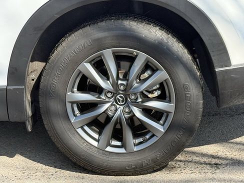 Used 2023 MAZDA CX-9 Touring image 11