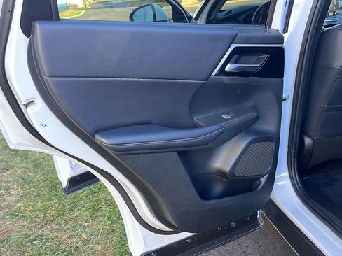 Used 2024 Mitsubishi Outlander Ralliart image 11