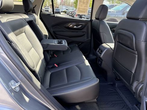 Used 2020 GMC Terrain Denali w/ Denali Premium Package AWD/4WD image 29