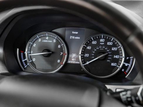 Used 2018 Acura MDX FWD image 17