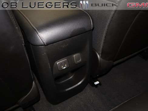 Used 2021 Chevrolet Colorado ZR2 w/ ZR2 Dusk Special Edition AWD/4WD image 13