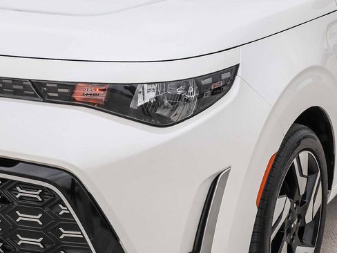 Used 2023 Kia Soul GT-Line FWD image 5