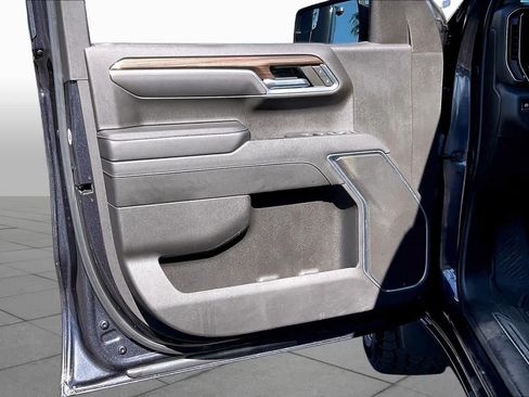 Used 2022 Chevrolet Silverado 1500 LT AWD/4WD image 20