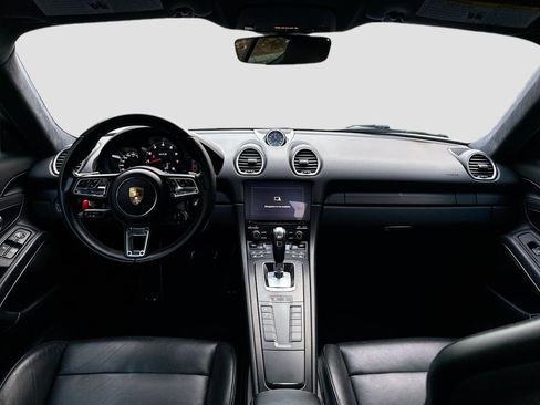 Used 2019 Porsche 718 Cayman GTS image 22