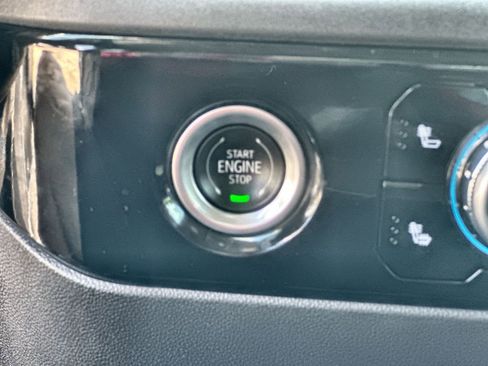 Certified 2024 GMC Sierra 1500 Elevation image 17