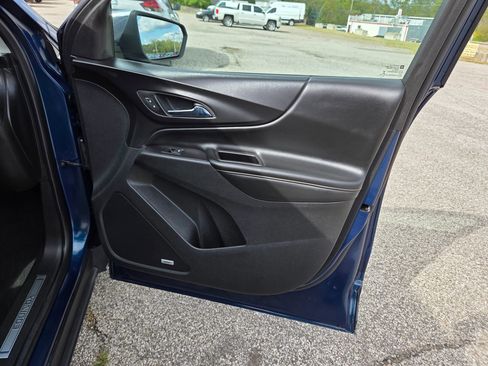 Used 2020 Chevrolet Equinox Premier image 21