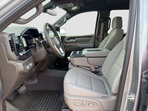 New 2026 GMC Sierra 1500 SLE w/ Preferred Package AWD/4WD image 9