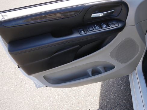 Used 2017 Dodge Grand Caravan SE w/ Power Window Group FWD image 20