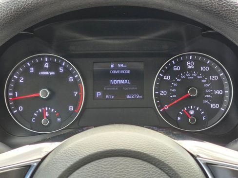 Used 2020 Kia Forte LXS FWD image 24