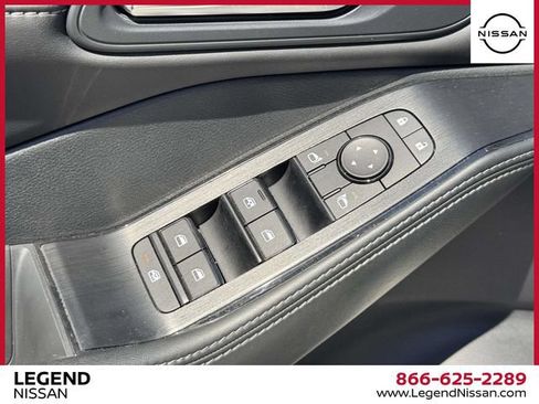 Used 2023 Nissan Rogue SV w/ SV Premium B Package AWD/4WD image 14