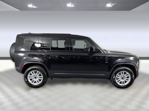 Used 2026 Land Rover Defender 110 S AWD/4WD image 7