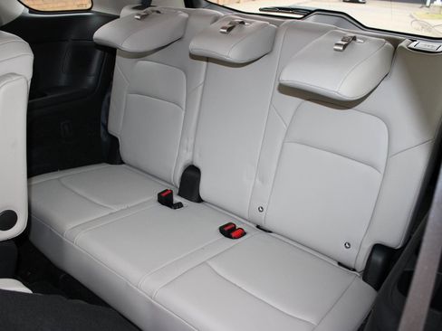 Used 2024 Nissan Pathfinder SL w/ SL Premium Package image 6