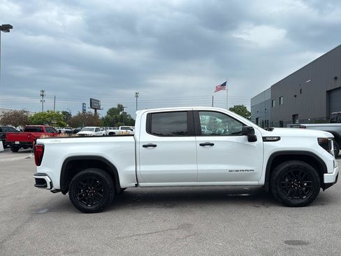 Used 2024 GMC Sierra 1500 Pro w/ Graphite Edition AWD/4WD image 2