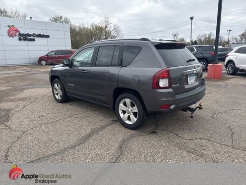 Used 2017 Jeep Compass Latitude image 5