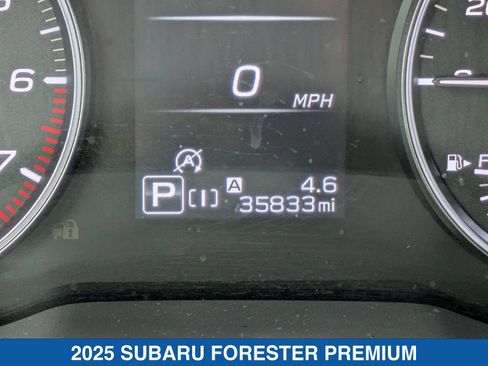 Used 2025 Subaru Forester Premium AWD/4WD image 20