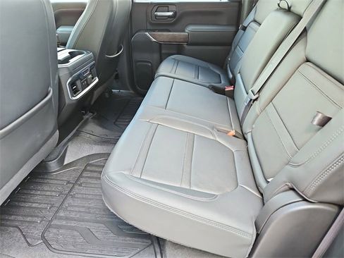 Used 2020 GMC Sierra 3500 Denali w/ Denali Ultimate Package image 17