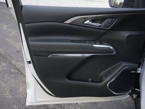 Certified 2025 Chevrolet Traverse High Country image 26