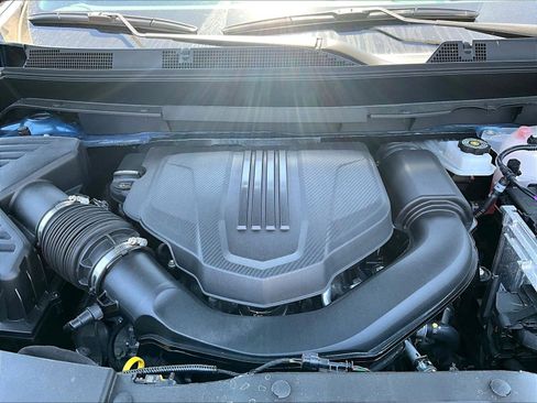 Used 2026 Chevrolet Traverse RS w/ LPO, Floor Liner Package AWD/4WD image 31