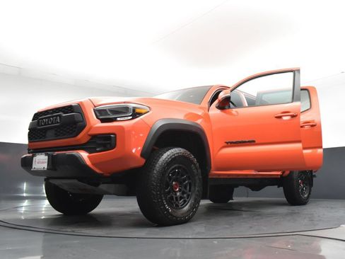 Used 2023 Toyota Tacoma TRD Pro AWD/4WD image 31