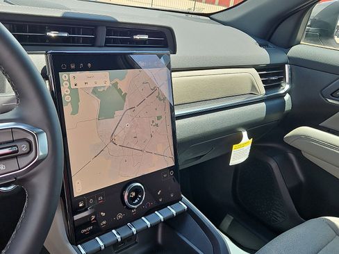New 2026 GMC Terrain Elevation FWD image 17