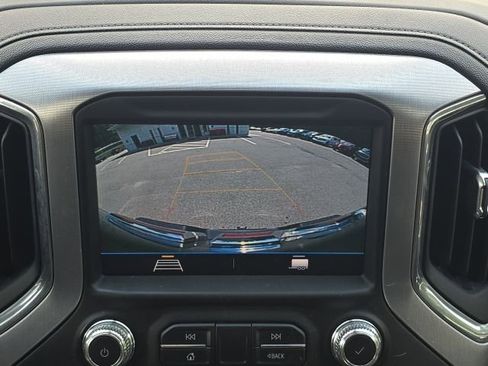 Used 2022 GMC Sierra 2500 SLE w/ X31 Off-Road Package image 31