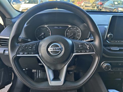 Used 2021 Nissan Altima 2.5 SV image 13