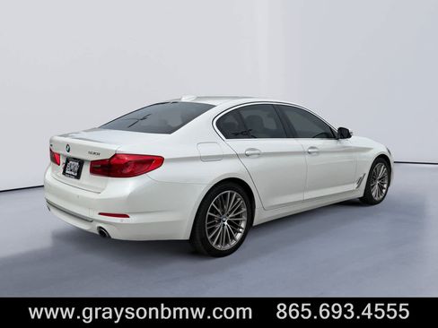 Used 2019 BMW 530i xDrive AWD/4WD image 3