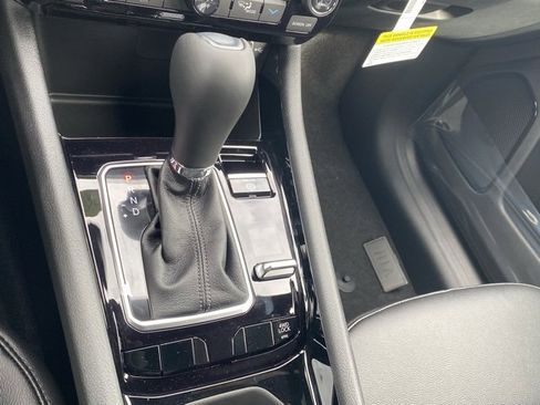 New 2026 Jeep Compass Limited image 23