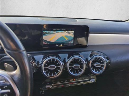 Used 2019 Mercedes-Benz A 220 image 11