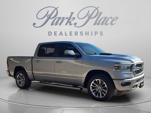 Used 2023 RAM 1500 Laramie AWD/4WD image 7