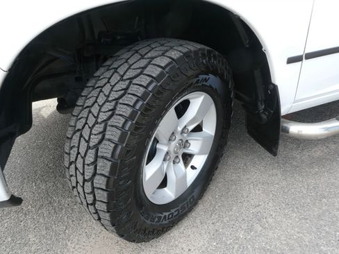 Used 2016 RAM 1500 Express image 27