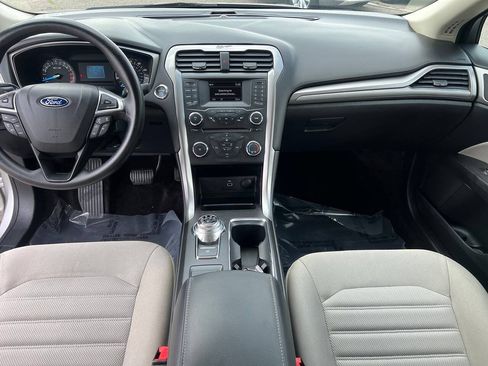 Used 2017 Ford Fusion S FWD image 13