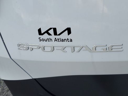 New 2026 Kia Sportage EX w/ EX Panorama Roof Package image 7