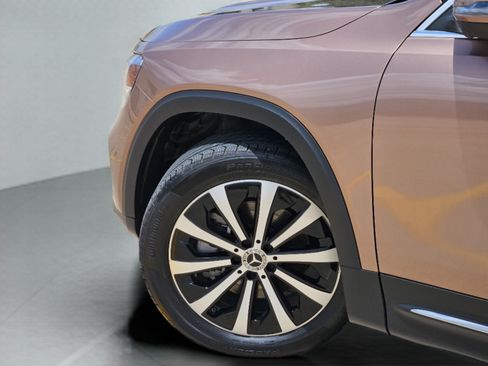 Certified 2022 Mercedes-Benz GLB 250 image 24