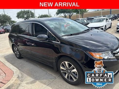 Used 2016 Honda Odyssey Touring Elite image 4
