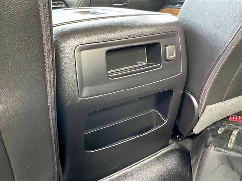 Used 2018 Chevrolet Silverado 1500 LTZ Z71 image 25