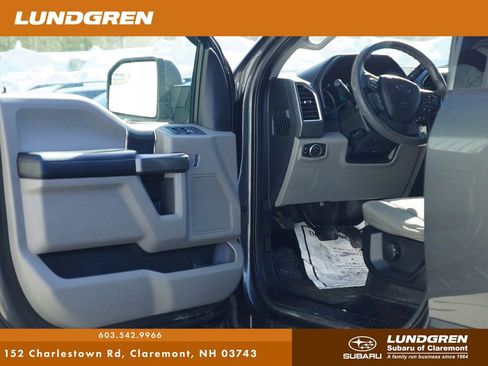 Used 2015 Ford F150 XLT image 12