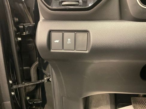 Used 2023 Honda Pilot Touring image 15