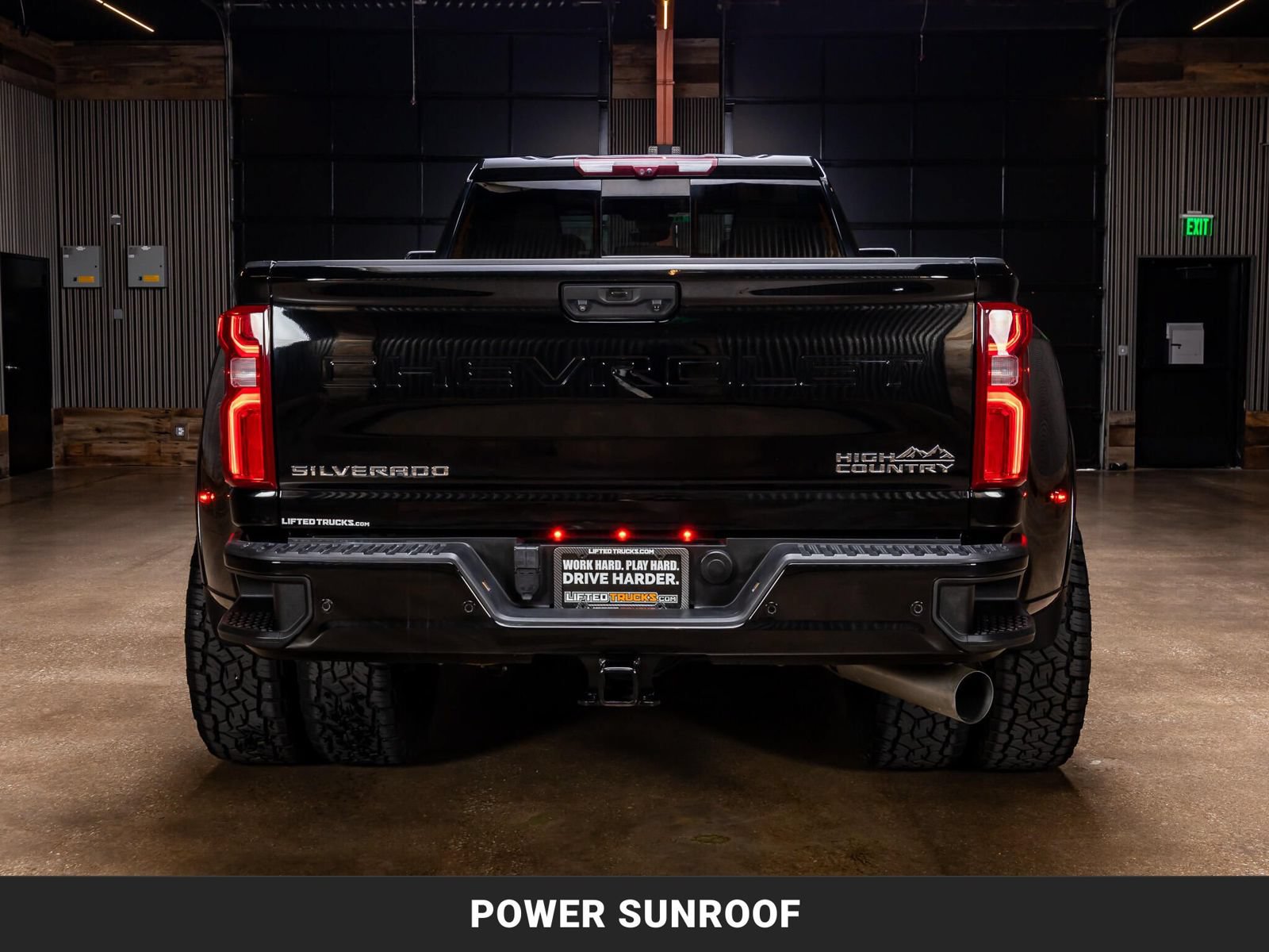 Used 2024 Chevrolet Silverado 3500 High Country w/ High Country Premium Package AWD/4WD image 7