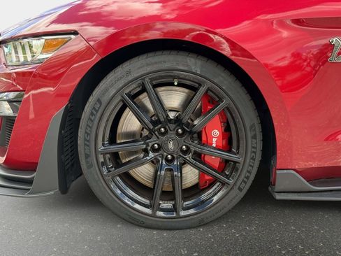 Used 2020 Ford Mustang Shelby GT500 w/ Technology Package image 13