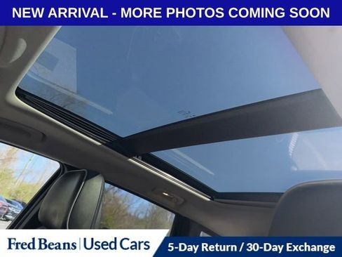 Used 2012 Jeep Grand Cherokee Overland image 13