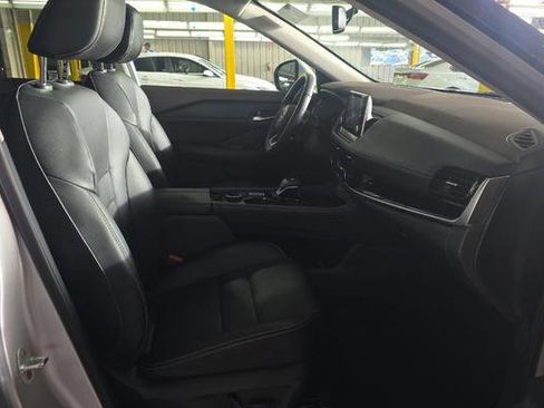 Used 2022 Nissan Pathfinder Platinum w/ Cargo Package AWD/4WD image 6