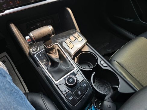 Used 2023 Kia Sportage EX FWD image 8