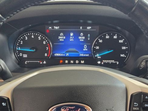 Used 2021 Ford Explorer Limited w/ Equipment Group 301A image 17