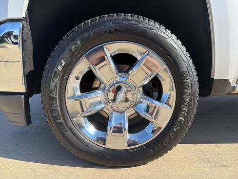 Used 2018 Chevrolet Silverado 1500 LTZ w/ Texas Edition AWD/4WD image 10