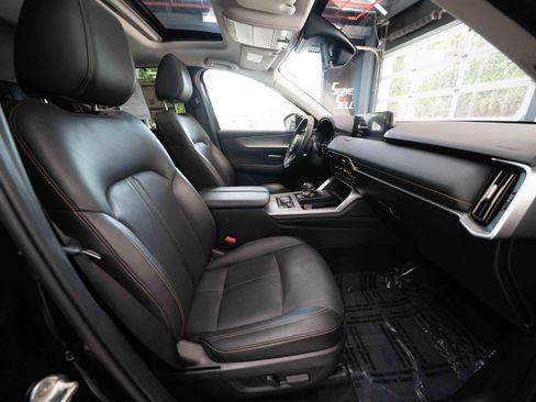 Used 2025 MAZDA CX-90 3.3 Turbo w/ Preferred Package AWD/4WD image 27