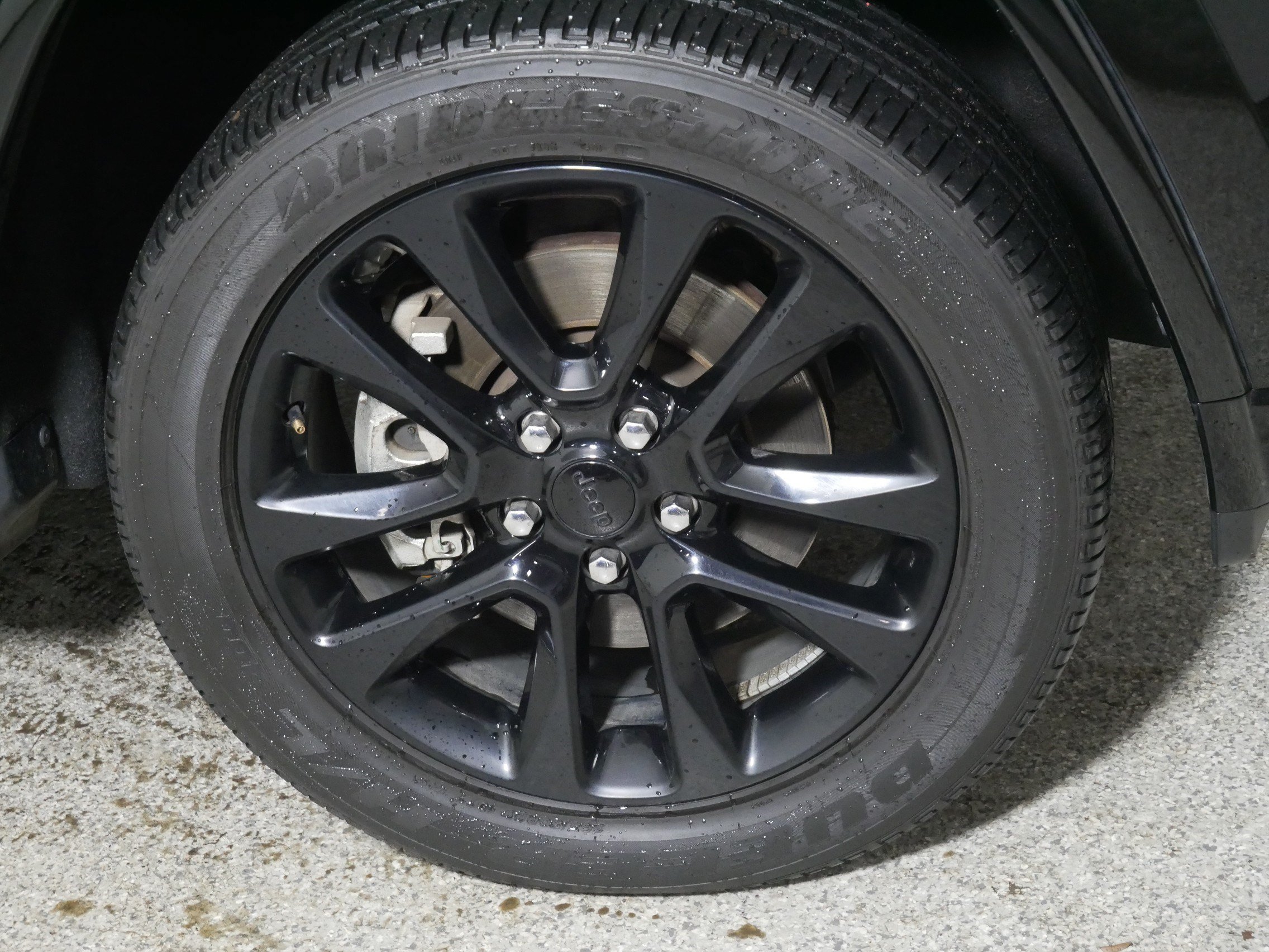 Used 2021 Jeep Grand Cherokee Laredo X AWD/4WD image 15