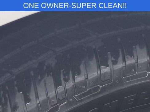 Used 2022 GMC Yukon SLT w/ SLT Premium Package AWD/4WD image 11