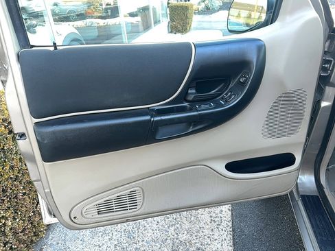 Used 2004 Ford Ranger 4x4 SuperCab image 11