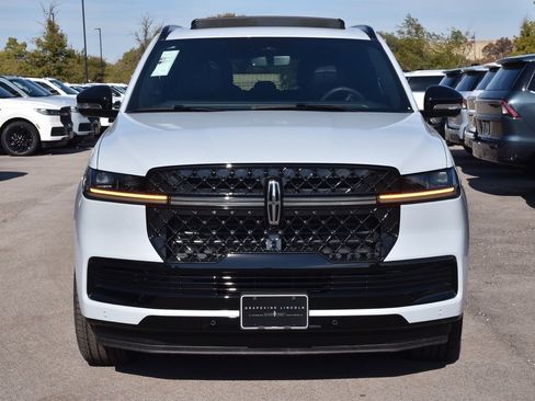 New 2025 Lincoln Navigator L Reserve w/ Jet Appearance Package image 2